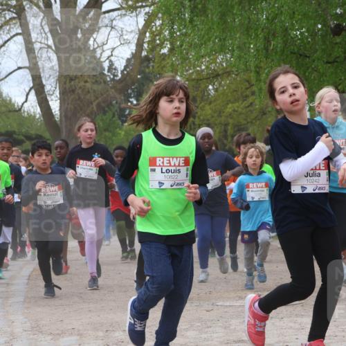25.04.2026 - Das Zehntel Zöllner http://msf.ph/oto/9660434 25.04.2026 11:44:10 Laufen 1800, 11762, 10822, 10242, 1058, 12288 meine-sportfotos.de