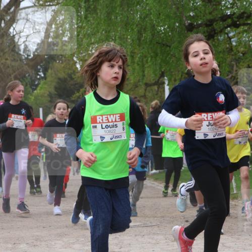 25.04.2026 - Das Zehntel Zöllner http://msf.ph/oto/9660446 25.04.2026 11:44:11 Laufen 10526, 10822, 10242, 12288 meine-sportfotos.de