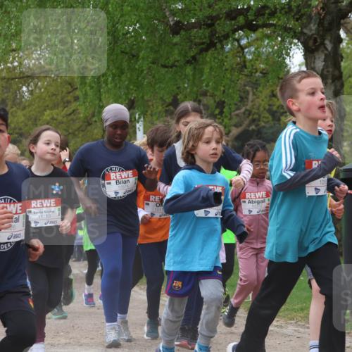 25.04.2026 - Das Zehntel Zöllner http://msf.ph/oto/9660467 25.04.2026 11:44:11 Laufen 117, 8, 26, 11753, 10578, 1241, 10372, 128, 2288 meine-sportfotos.de
