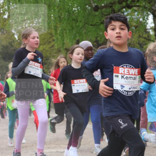 25.04.2026 - Das Zehntel Zöllner http://msf.ph/oto/9660476 25.04.2026 11:44:12 Laufen 10525, 11762, 11753, 10526, 12499 meine-sportfotos.de
