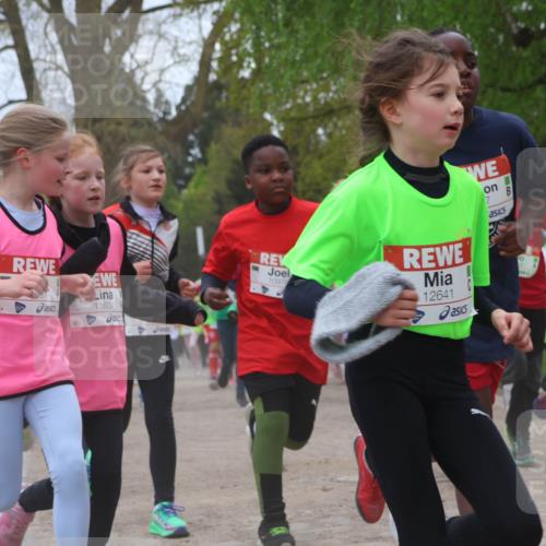 25.04.2026 - Das Zehntel Zöllner http://msf.ph/oto/9660503 25.04.2026 11:44:13 Laufen 12630, 11634, 500, 10976, 12641, 1241 meine-sportfotos.de