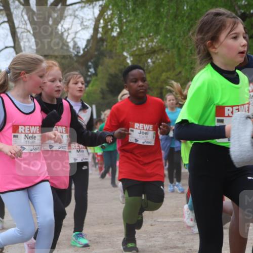 25.04.2026 - Das Zehntel Zöllner http://msf.ph/oto/9660506 25.04.2026 11:44:13 Laufen 12630, 11661, 10283, 109768, 547, 12410 meine-sportfotos.de
