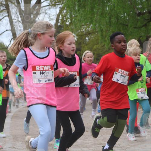 25.04.2026 - Das Zehntel Zöllner http://msf.ph/oto/9660518 25.04.2026 11:44:13 Laufen 30, 11661, 10976, 1949, 1241 meine-sportfotos.de