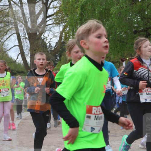 25.04.2026 - Das Zehntel Zöllner http://msf.ph/oto/9660557 25.04.2026 11:44:14 Laufen 10479, 125, 11, 10283, 28 meine-sportfotos.de