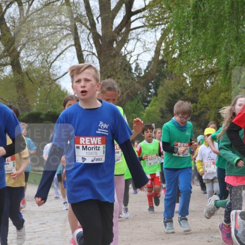 25.04.2026 - Das Zehntel Zöllner http://msf.ph/oto/9660596 25.04.2026 11:44:15 Laufen 49, 10479, 38, 10971 meine-sportfotos.de