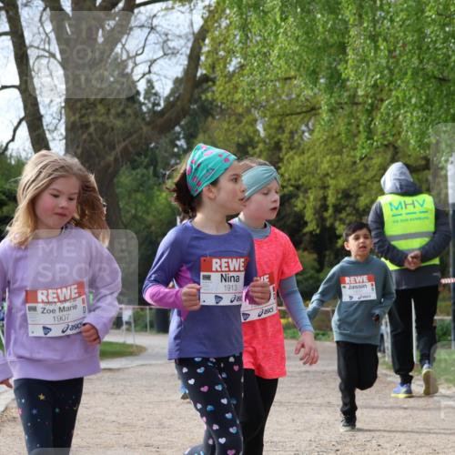 25.04.2026 - Das Zehntel Zöllner http://msf.ph/oto/9660622 25.04.2026 07:50:32 Laufen 0103, 500, 1907, 1913 meine-sportfotos.de