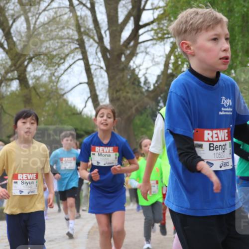 25.04.2026 - Das Zehntel Zöllner http://msf.ph/oto/9660629 25.04.2026 11:44:16 Laufen 10349, 10350, 10522 meine-sportfotos.de