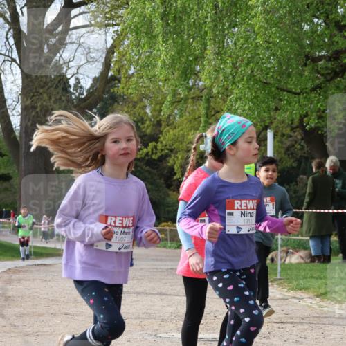 25.04.2026 - Das Zehntel Zöllner http://msf.ph/oto/9660634 25.04.2026 07:50:32 Laufen 0103, 5000, 1907, 1913 meine-sportfotos.de