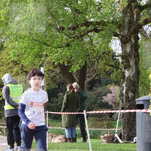 25.04.2026 - Das Zehntel Zöllner http://msf.ph/oto/9660652 25.04.2026 07:50:35 Laufen 4073 meine-sportfotos.de