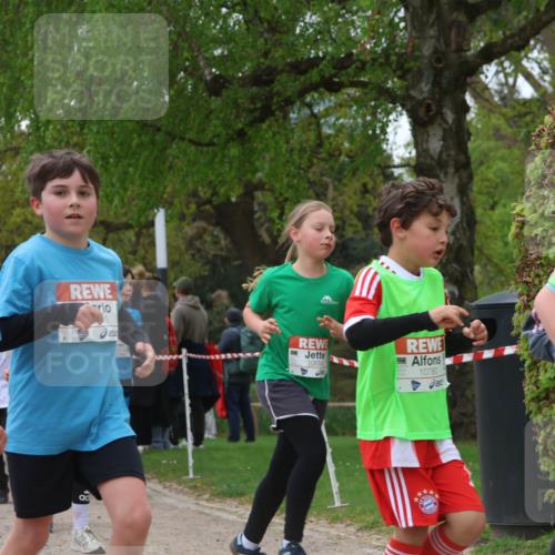 25.04.2026 - Das Zehntel Zöllner http://msf.ph/oto/9660701 25.04.2026 11:44:18 Laufen 12498, 10654, 10780, 8515, 12714 meine-sportfotos.de