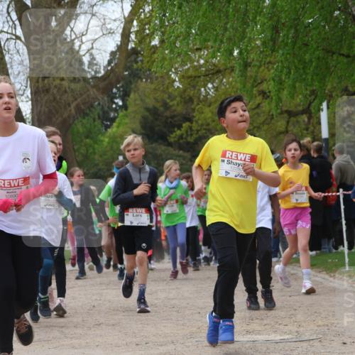 25.04.2026 - Das Zehntel Zöllner http://msf.ph/oto/9660761 25.04.2026 11:44:20 Laufen 10890, 11888, 12280, 11906 meine-sportfotos.de