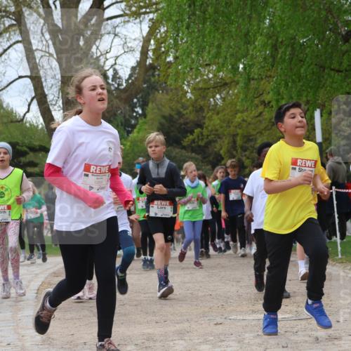 25.04.2026 - Das Zehntel Zöllner http://msf.ph/oto/9660773 25.04.2026 11:44:20 Laufen 11976, 10893, 10890 meine-sportfotos.de