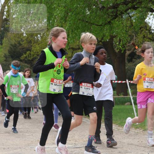 25.04.2026 - Das Zehntel Zöllner http://msf.ph/oto/9660824 25.04.2026 11:44:22 Laufen 1949, 194, 11991, 13031, 12000, 11828 meine-sportfotos.de