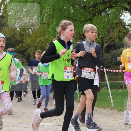 25.04.2026 - Das Zehntel Zöllner http://msf.ph/oto/9660833 25.04.2026 11:44:22 Laufen 1949, 12000, 11991, 13031, 11828 meine-sportfotos.de