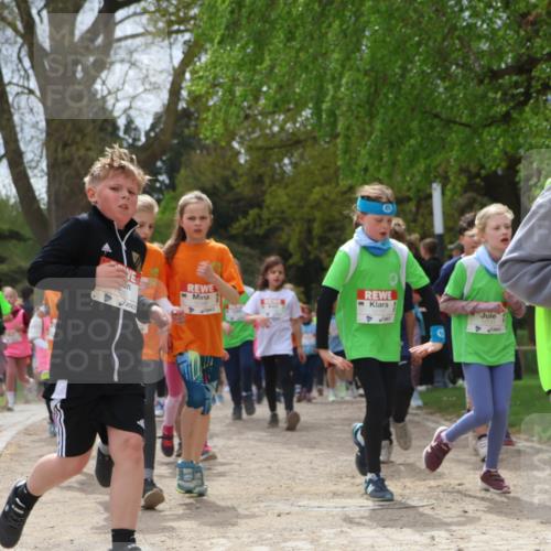 25.04.2026 - Das Zehntel Zöllner http://msf.ph/oto/9660881 25.04.2026 11:44:23 Laufen 1263, 12131, 1949, 11976 meine-sportfotos.de