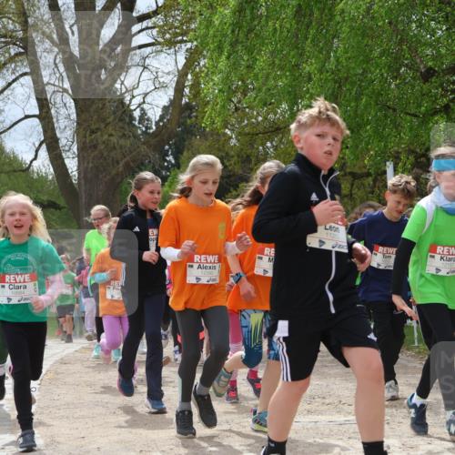 25.04.2026 - Das Zehntel Zöllner http://msf.ph/oto/9660899 25.04.2026 11:44:24 Laufen 10684, 11263, 12157, 12131 meine-sportfotos.de