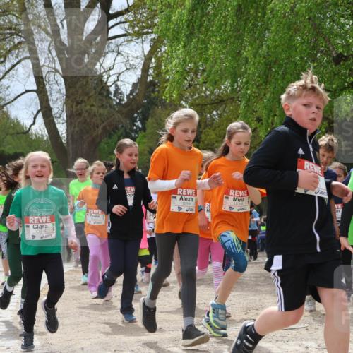 25.04.2026 - Das Zehntel Zöllner http://msf.ph/oto/9660905 25.04.2026 11:44:24 Laufen 10684, 12395, 12399, 12157, 12131 meine-sportfotos.de