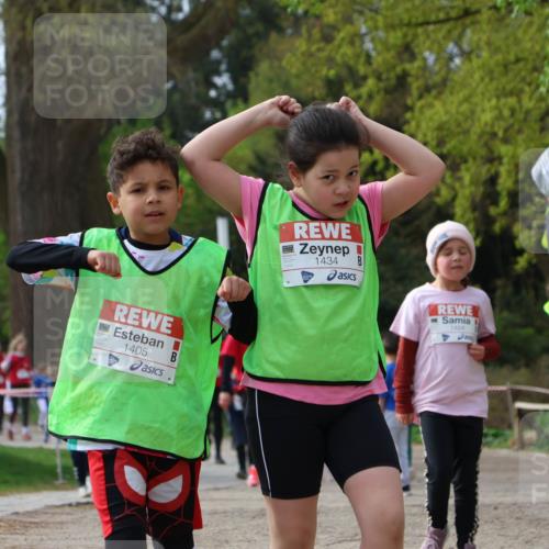 25.04.2026 - Das Zehntel Zöllner http://msf.ph/oto/9660934 25.04.2026 07:50:58 Laufen 1405, 13, 1434, 1484 meine-sportfotos.de