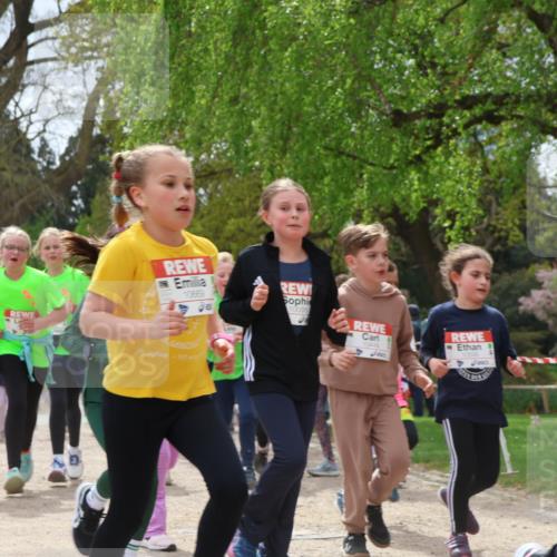 25.04.2026 - Das Zehntel Zöllner http://msf.ph/oto/9660953 25.04.2026 11:44:25 Laufen 75, 10005, 1068 meine-sportfotos.de