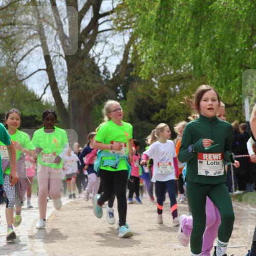 25.04.2026 - Das Zehntel Zöllner http://msf.ph/oto/9660968 25.04.2026 11:44:26 Laufen 10622, 10004, 75 meine-sportfotos.de