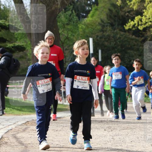 25.04.2026 - Das Zehntel Zöllner http://msf.ph/oto/9660994 25.04.2026 07:51:07 Laufen 2182, 2186 meine-sportfotos.de