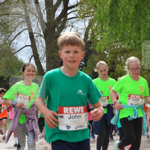 25.04.2026 - Das Zehntel Zöllner http://msf.ph/oto/9660998 25.04.2026 11:44:27 Laufen 1949, 12003, 12039, 10622, 12799, 12730, 11397 meine-sportfotos.de