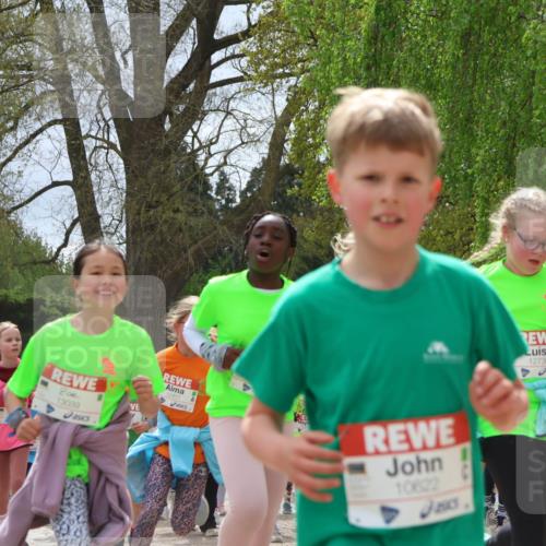 25.04.2026 - Das Zehntel Zöllner http://msf.ph/oto/9661004 25.04.2026 11:44:27 Laufen 12003, 13039, 12411, 10622, 12730 meine-sportfotos.de