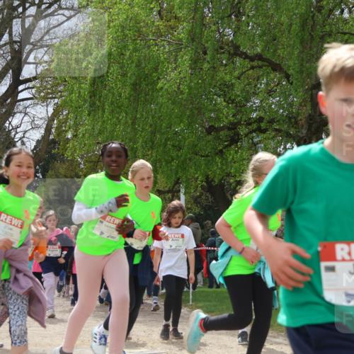 25.04.2026 - Das Zehntel Zöllner http://msf.ph/oto/9661019 25.04.2026 11:44:27 Laufen 13039, 10622 meine-sportfotos.de