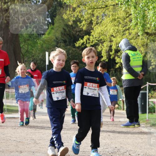 25.04.2026 - Das Zehntel Zöllner http://msf.ph/oto/9661033 25.04.2026 07:51:09 Laufen 2182, 2186 meine-sportfotos.de