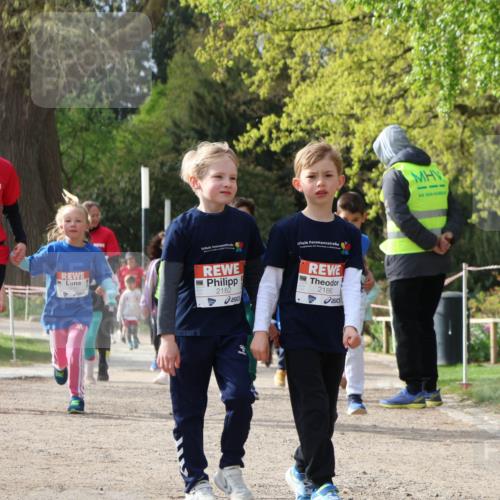 25.04.2026 - Das Zehntel Zöllner http://msf.ph/oto/9661042 25.04.2026 07:51:09 Laufen 2182, 2186 meine-sportfotos.de