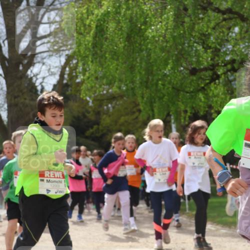 25.04.2026 - Das Zehntel Zöllner http://msf.ph/oto/9661043 25.04.2026 11:44:28 Laufen 12003, 13039 meine-sportfotos.de