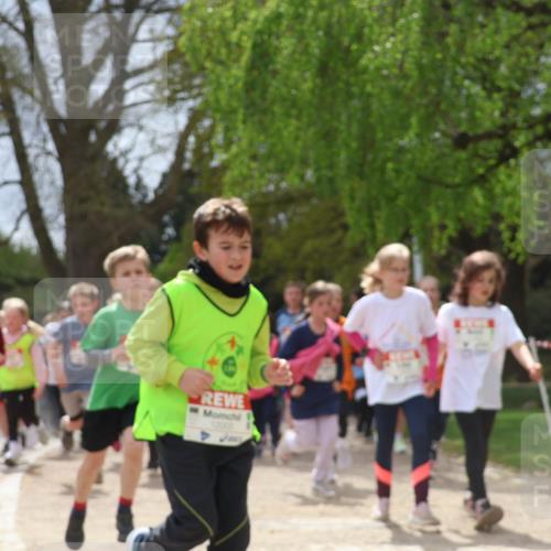 25.04.2026 - Das Zehntel Zöllner http://msf.ph/oto/9661049 25.04.2026 11:44:28 Laufen 12008 meine-sportfotos.de