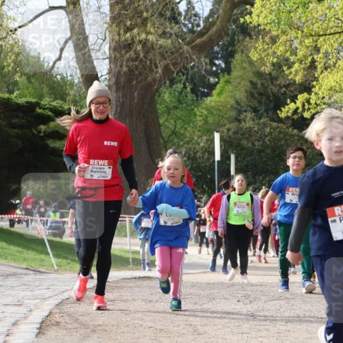 25.04.2026 - Das Zehntel Zöllner http://msf.ph/oto/9661051 25.04.2026 07:51:10 Laufen 2080, 2182, 2186 meine-sportfotos.de
