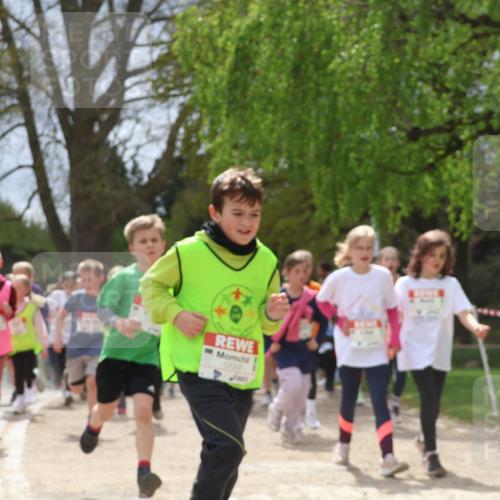 25.04.2026 - Das Zehntel Zöllner http://msf.ph/oto/9661052 25.04.2026 11:44:28 Laufen 12008 meine-sportfotos.de