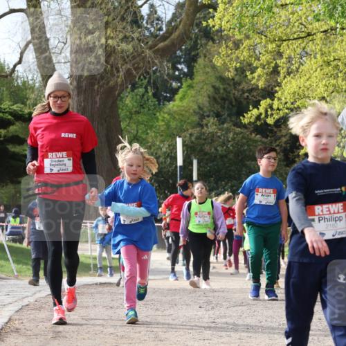 25.04.2026 - Das Zehntel Zöllner http://msf.ph/oto/9661057 25.04.2026 07:51:10 Laufen 2182, 2188 meine-sportfotos.de