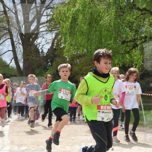 25.04.2026 - Das Zehntel Zöllner http://msf.ph/oto/9661058 25.04.2026 11:44:29 Laufen 10625, 12003 meine-sportfotos.de