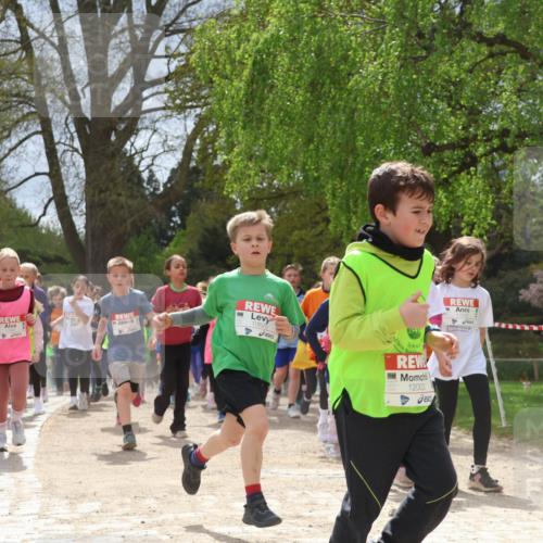 25.04.2026 - Das Zehntel Zöllner http://msf.ph/oto/9661061 25.04.2026 11:44:29 Laufen 1949, 12003 meine-sportfotos.de