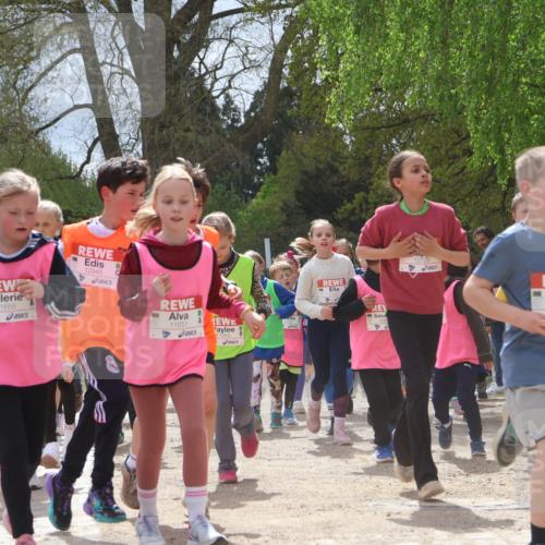 25.04.2026 - Das Zehntel Zöllner http://msf.ph/oto/9661088 25.04.2026 11:44:30 Laufen 406, 11655, 12945, 11651, 11993, 12128, 13027, 12443 meine-sportfotos.de
