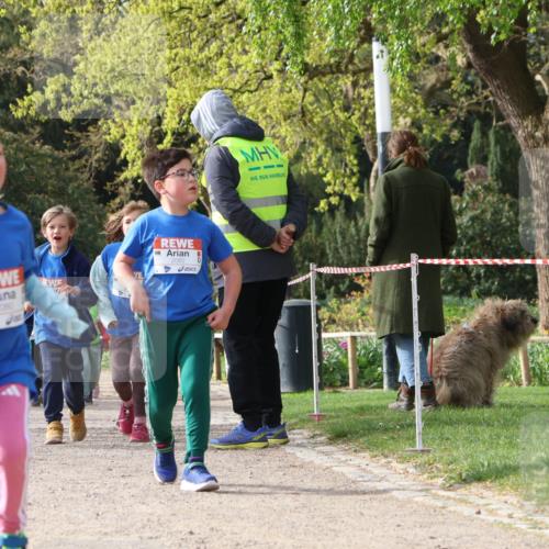 25.04.2026 - Das Zehntel Zöllner http://msf.ph/oto/9661096 25.04.2026 07:51:12 Laufen 2080, 2082 meine-sportfotos.de