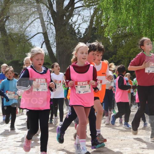 25.04.2026 - Das Zehntel Zöllner http://msf.ph/oto/9661103 25.04.2026 11:44:30 Laufen 19, 1655, 11651, 0, 12128, 10687 meine-sportfotos.de