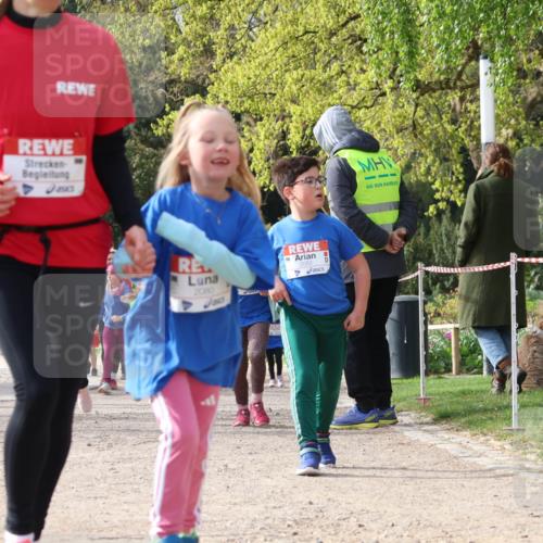 25.04.2026 - Das Zehntel Zöllner http://msf.ph/oto/9661108 25.04.2026 07:51:13 Laufen 2080 meine-sportfotos.de
