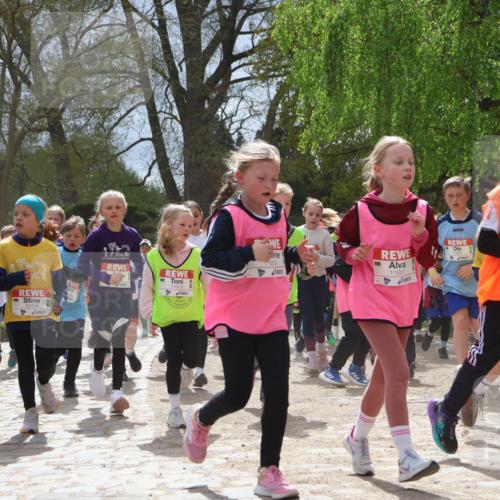 25.04.2026 - Das Zehntel Zöllner http://msf.ph/oto/9661130 25.04.2026 11:44:31 Laufen 488, 10406, 11979, 11651, 12945 meine-sportfotos.de