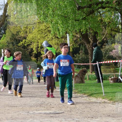 25.04.2026 - Das Zehntel Zöllner http://msf.ph/oto/9661147 25.04.2026 07:51:15 Laufen 2082 meine-sportfotos.de