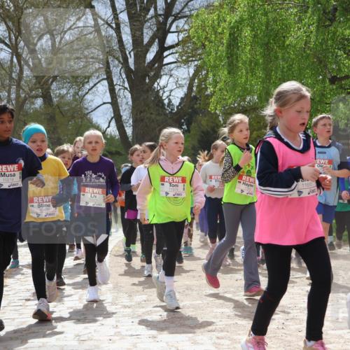 25.04.2026 - Das Zehntel Zöllner http://msf.ph/oto/9661151 25.04.2026 11:44:32 Laufen 10219, 10406, 188, 10374, 11979, 11655, 1165 meine-sportfotos.de