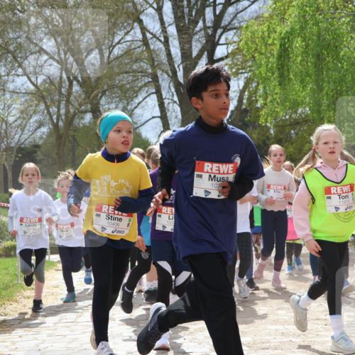 25.04.2026 - Das Zehntel Zöllner http://msf.ph/oto/9661166 25.04.2026 11:44:32 Laufen 128, 10406, 1031, 102, 11979, 11993 meine-sportfotos.de