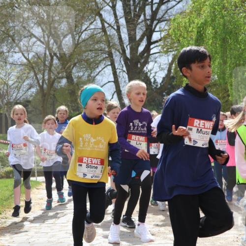 25.04.2026 - Das Zehntel Zöllner http://msf.ph/oto/9661172 25.04.2026 11:44:32 Laufen 128, 10406, 128, 10374, 10219, 11979 meine-sportfotos.de