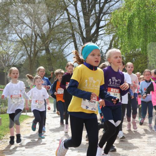 25.04.2026 - Das Zehntel Zöllner http://msf.ph/oto/9661184 25.04.2026 11:44:33 Laufen 128, 128, 10406, 11564 meine-sportfotos.de