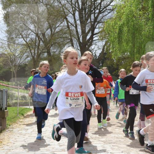 25.04.2026 - Das Zehntel Zöllner http://msf.ph/oto/9661208 25.04.2026 11:44:34 Laufen 10488, 11889, 11746, 1440 meine-sportfotos.de