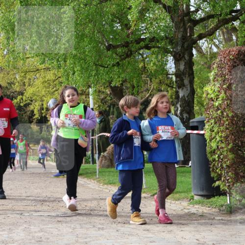 25.04.2026 - Das Zehntel Zöllner http://msf.ph/oto/9661210 25.04.2026 07:51:18 Laufen  meine-sportfotos.de