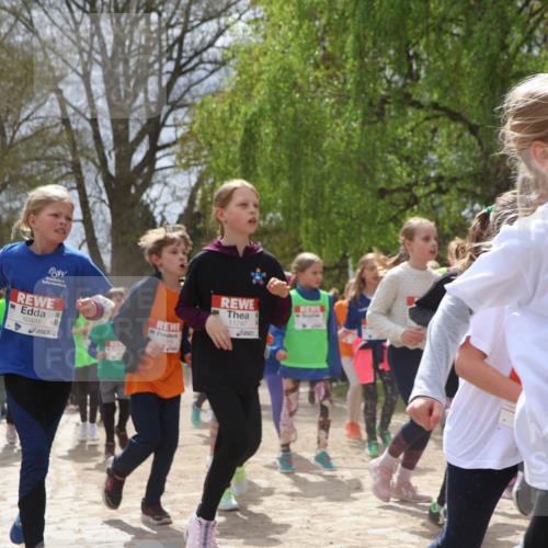 25.04.2026 - Das Zehntel Zöllner http://msf.ph/oto/9661226 25.04.2026 11:44:34 Laufen 10488, 11747, 11889 meine-sportfotos.de